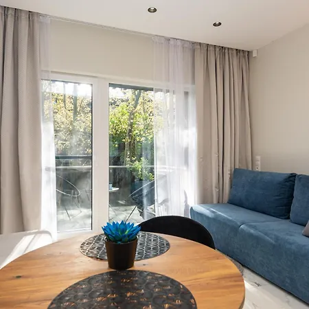 Studija Nendres 8/12 *