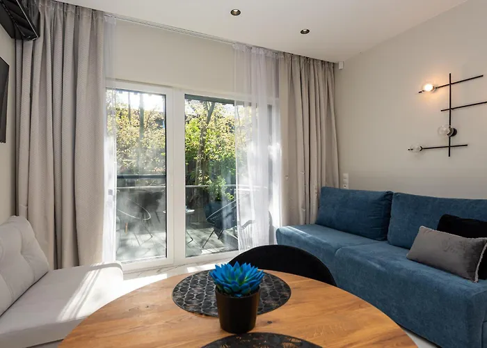 Studija Nendres 8/12 بالانغا