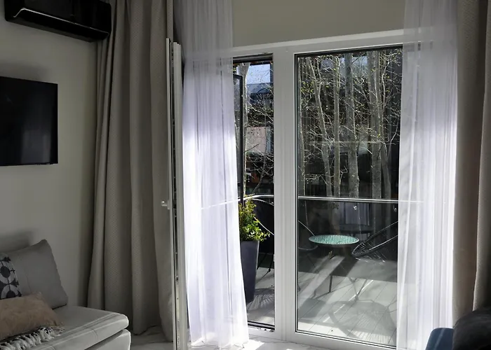 Studija Nendres 8/12 *