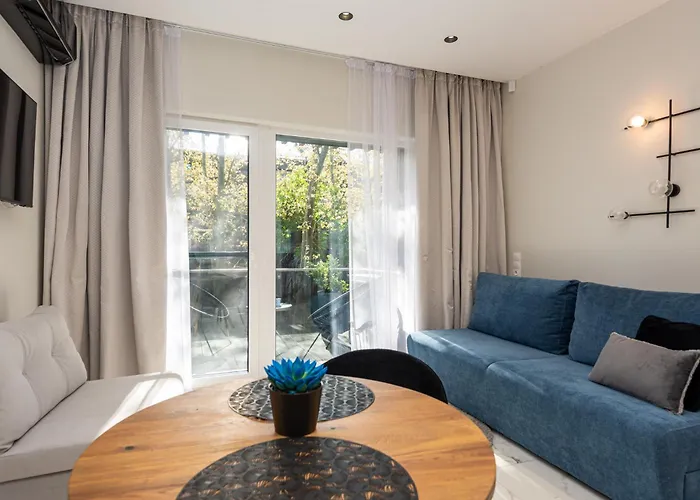 Studija Nendres 8/12 *